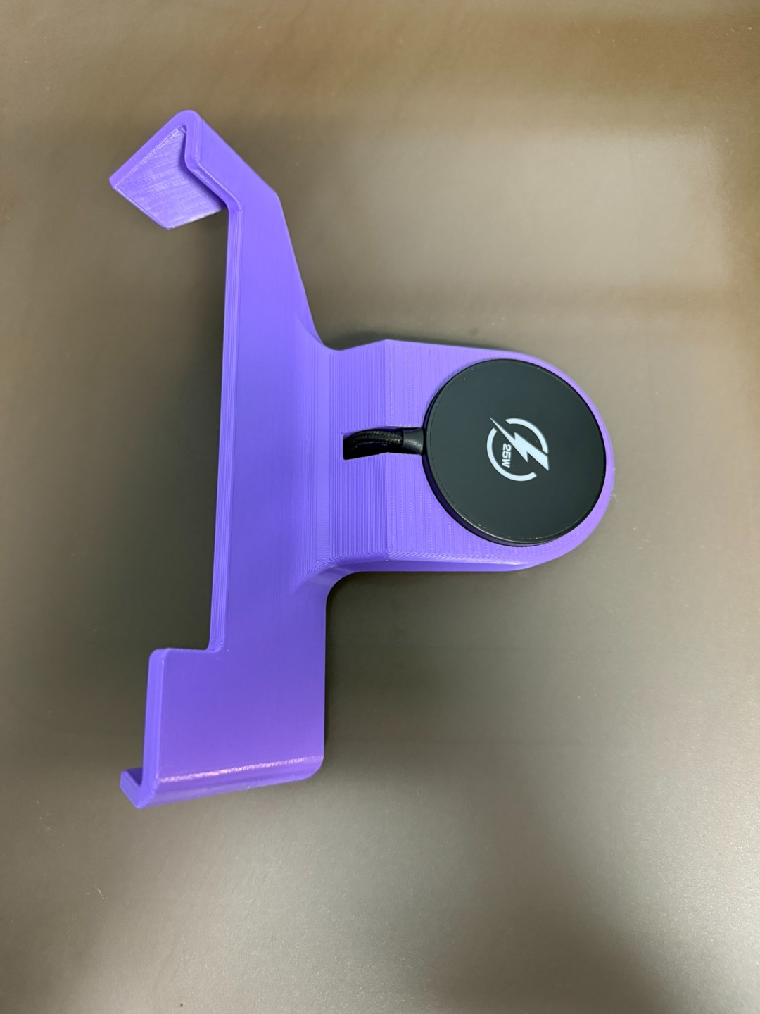 Purple and black two-tone mount